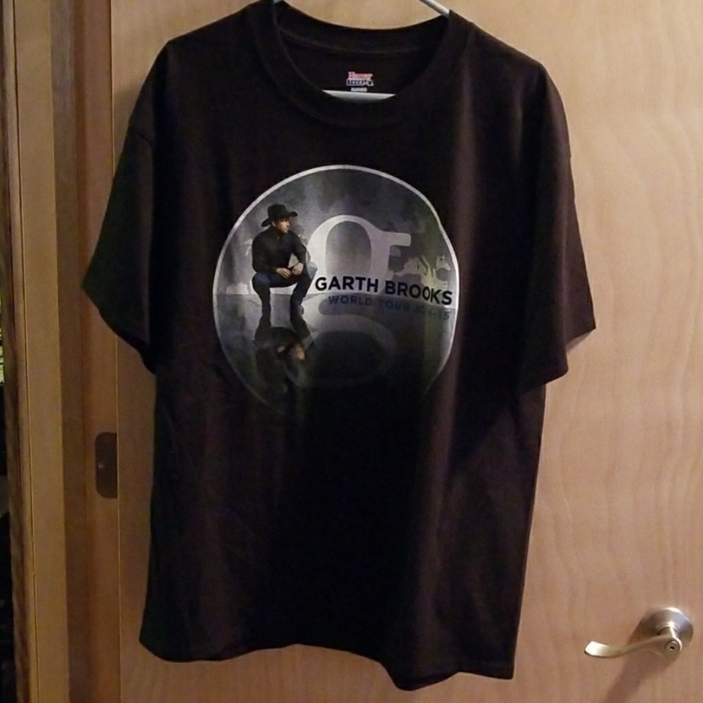 Garth Brooks Tour T-shirt